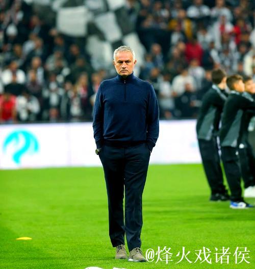 皇马内讧波及选帅,潜在接任者阿韦洛亚,因是穆里尼奥死忠遭抨击 皇马内讧波及选帅,潜在接任者阿韦洛亚,因是穆里尼奥死忠遭抨击