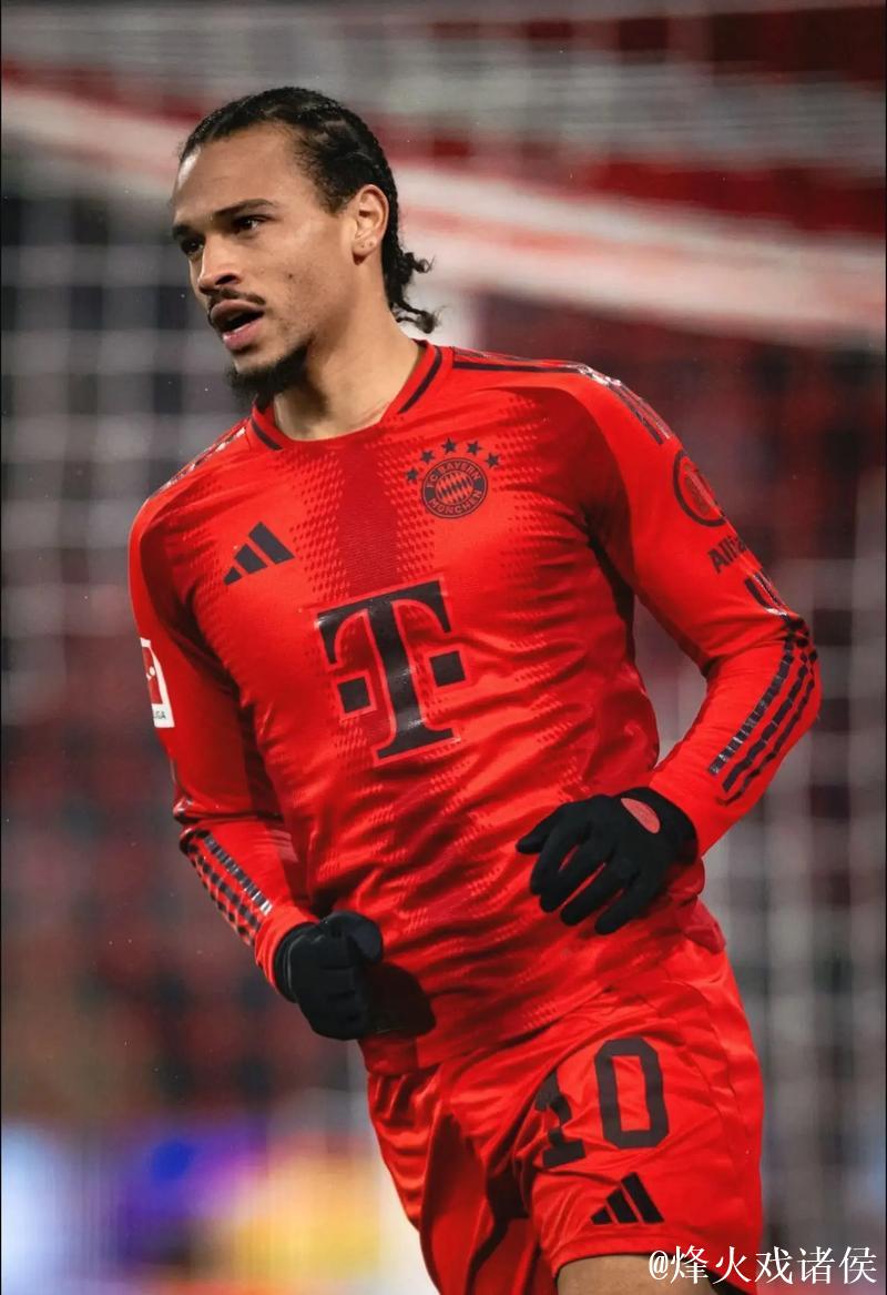 拜仁官宣萨内加盟 签约5年转会费高达4900万 拜仁官宣萨内加盟 签约5年转会费高达4900万