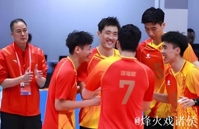 山东男排横扫福建 强势夺得十五运会成年组冠军 山东男排横扫福建 强势夺得十五运会成年组冠军